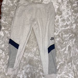 Woman’s Nike Standard Fit Joggers